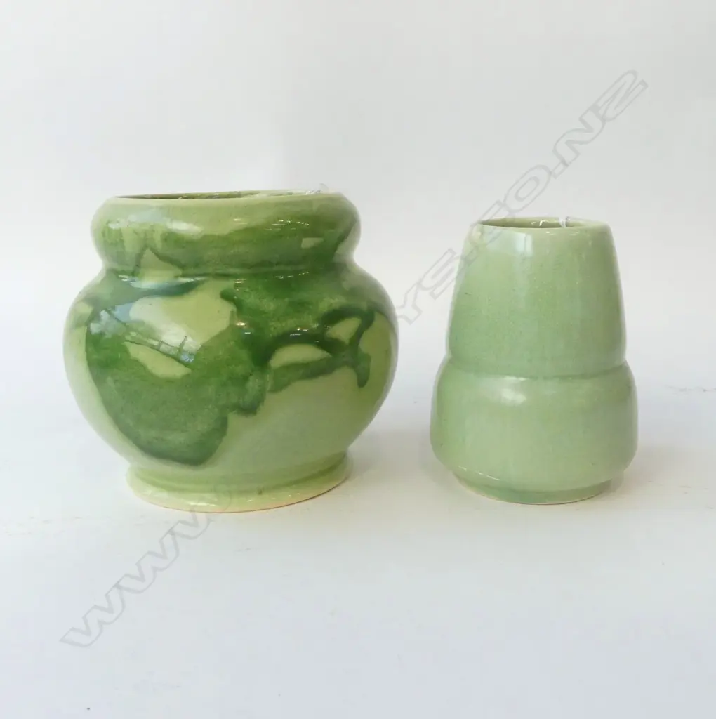PR CROWN LYNN/AMBRICO VASES VARIABLE GREEN GLAZE, H.110mm & 100mm (both w hairlines) Image 1++