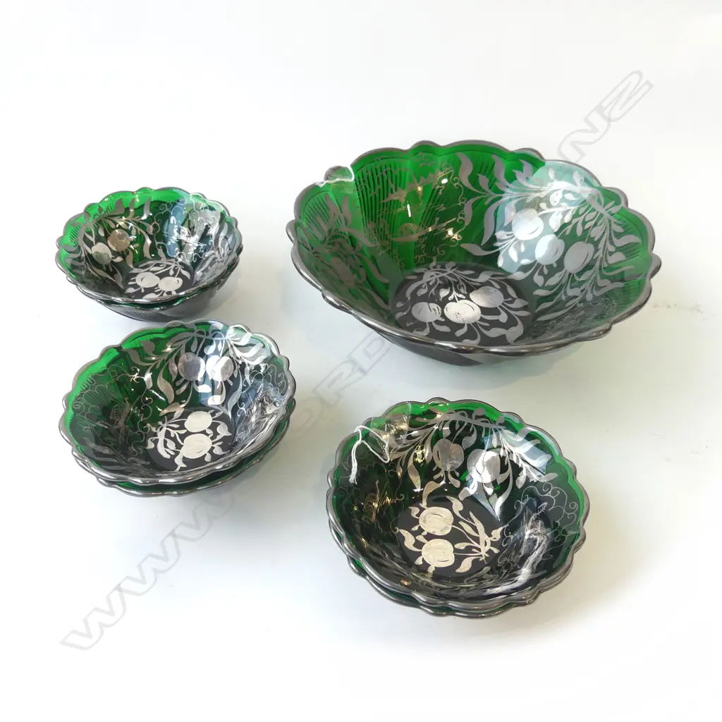7 VINTAGE GLASS  BOWLS WITH SILVER DECORATIONS, 1 GREEN (Dia.260MM) & 6 SM GREEN Image 1++