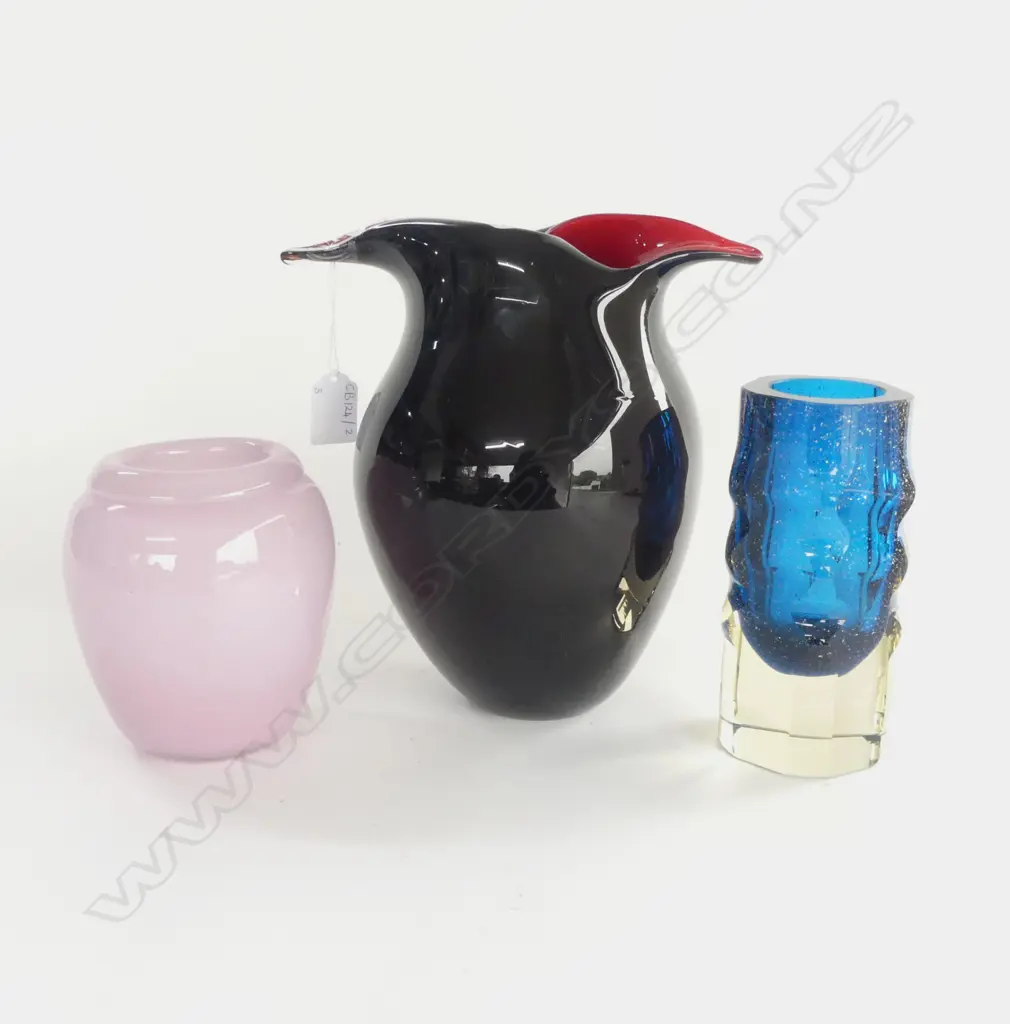 3 ART GLASS VASES H.240mm Image 1++