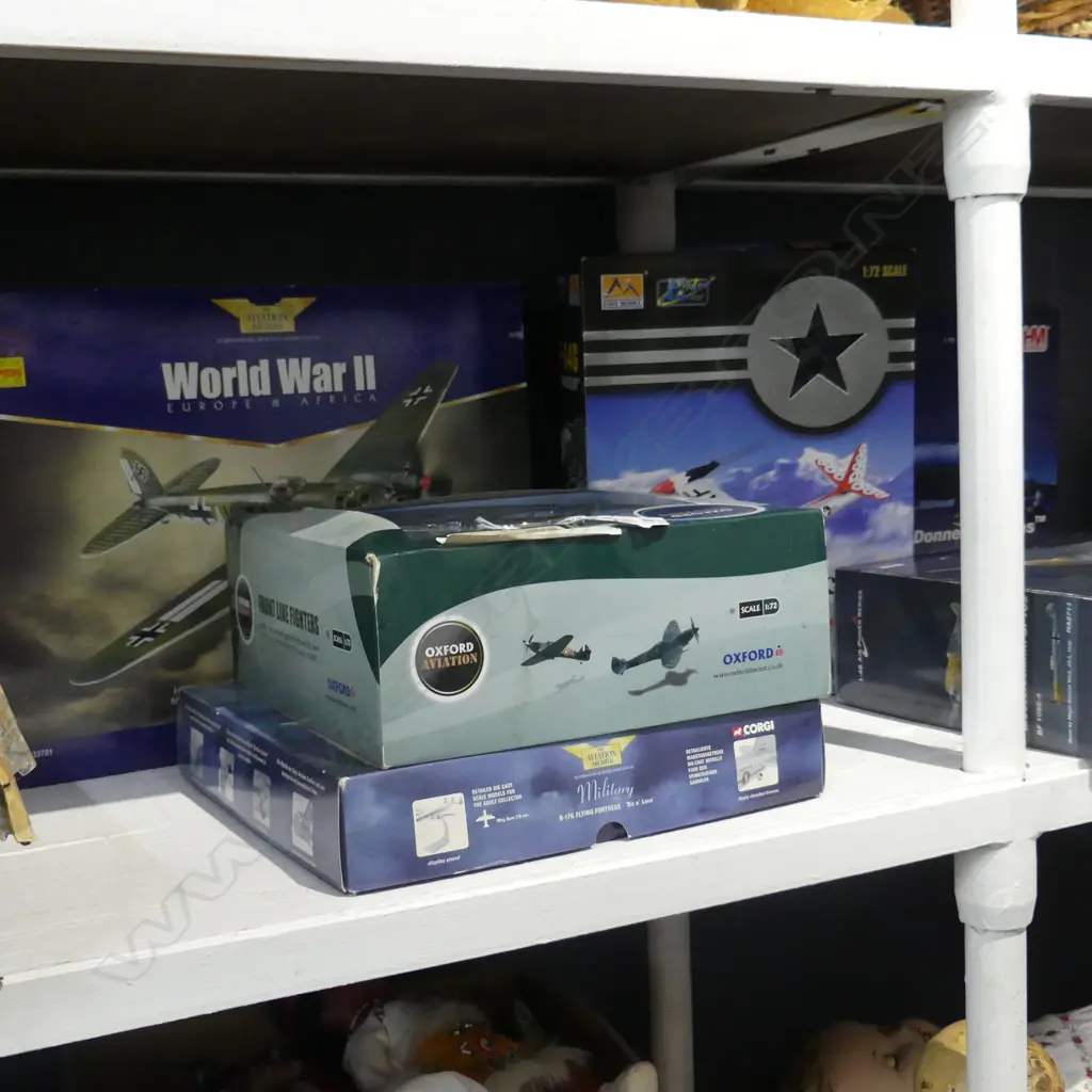 6 ASST. MODEL FIGHTER PLANES, BOXED Image 1++