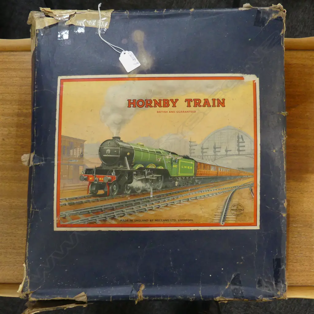 ANTIQUE HORNBY TRAIN SET BOXED with maroon 5600 engine Type 501 + tender + 4 rolling stock + signal + track Image 1++