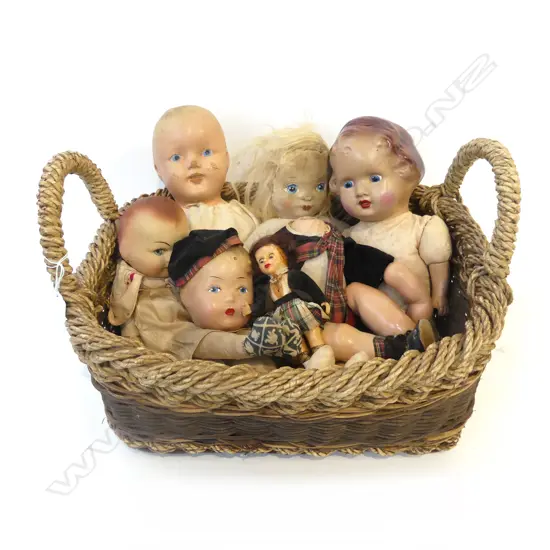CANE 2 HANDLED BASKET L420 & 6 VINTAGE DOLLS 