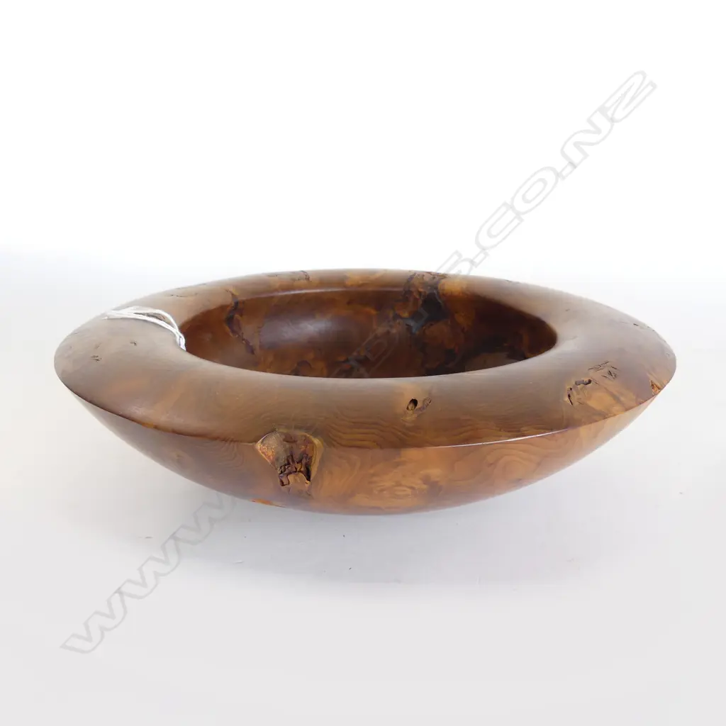 ANTHONY UPWRIGHT TURNED BURR TOTARA? FLARED BOWL Dia.275mm. Stamped maker's details to base Image 1++