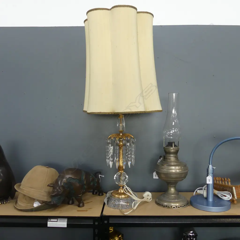 VINTAGE CRYSTAL CHANDELIER LAMP, H.340mm Image 1++