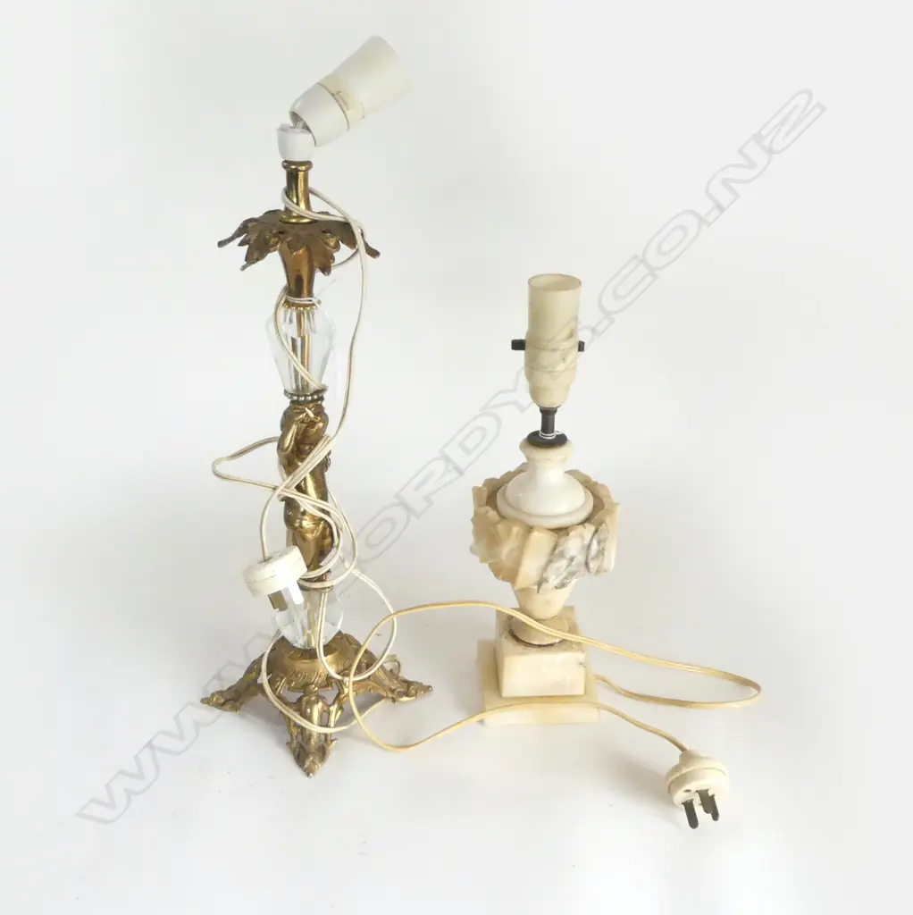 2 VINTAGE LAMP BASES H.335, 510mm Image 1++