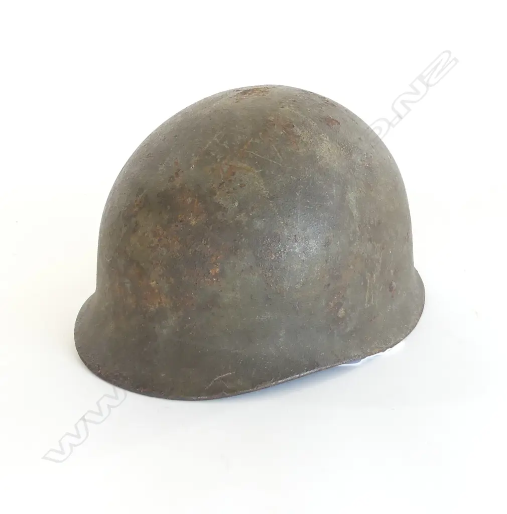 WWII AMERICAN GI BATTLE HELMET Image 1++