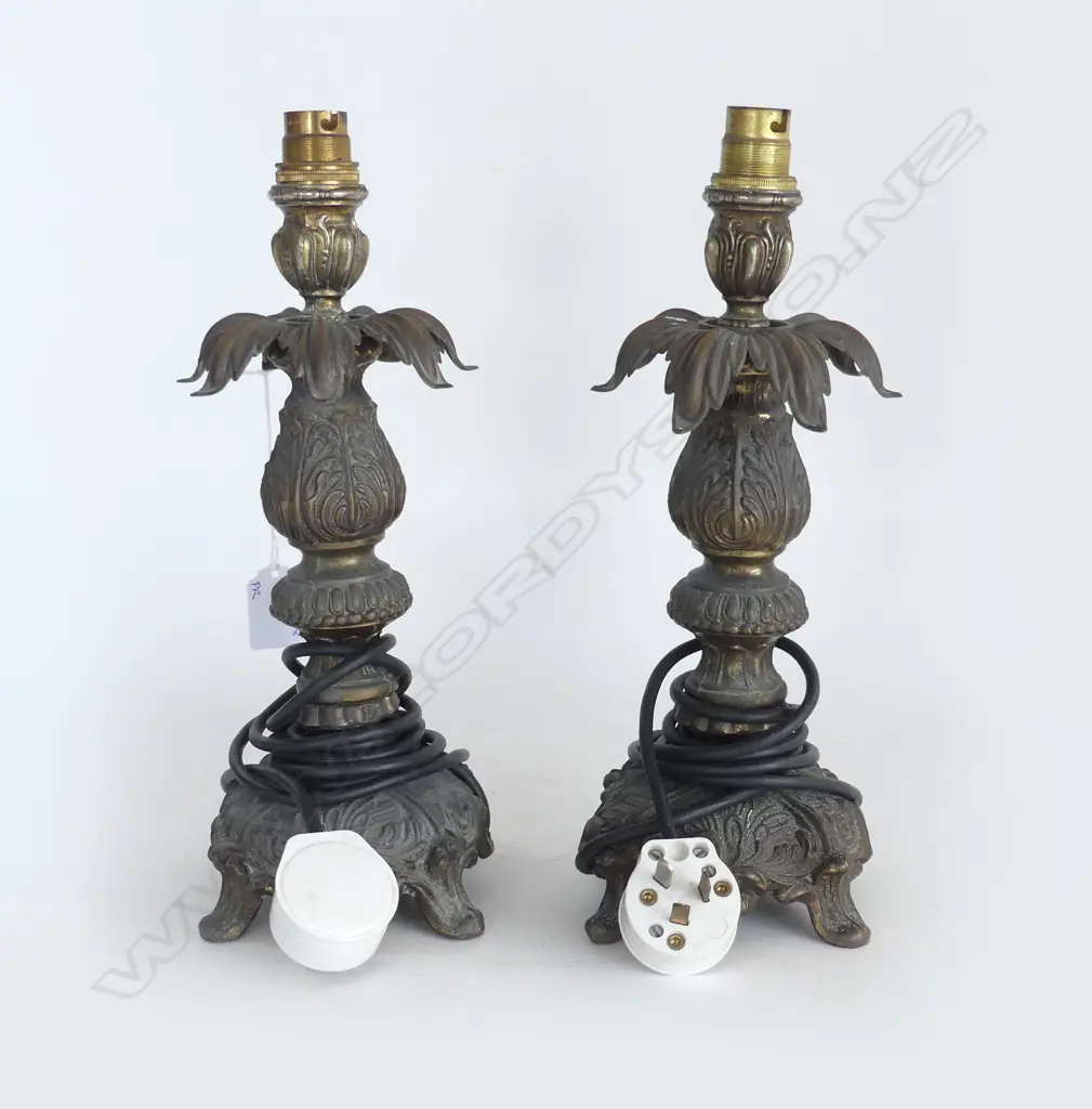 PR METAL LAMP BASES H.300mm Image 1++
