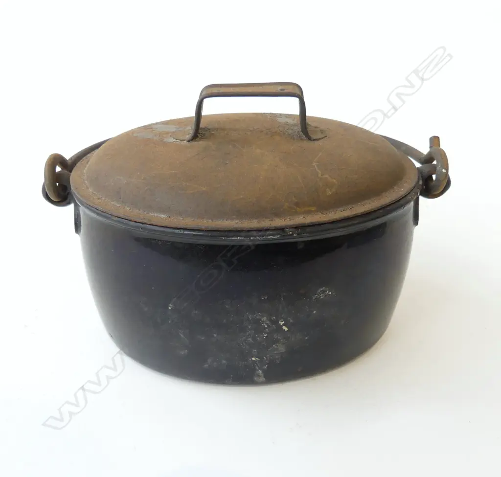 VINTAGE ENAMEL LIDDED SMALL POT DIA 120MM Image 1++