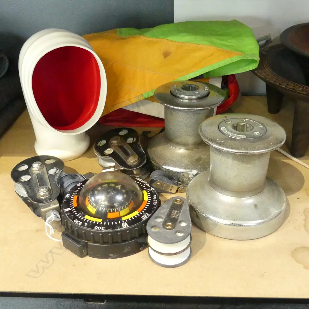 PR YACHT DECK WINCHES, COMPASS, SAIL & BREATHER Image 1++