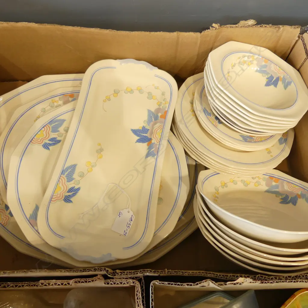 30PC ROYAL DOULTON ART DECO DINNER SERVICE 'WINDSOR'  Image 1++