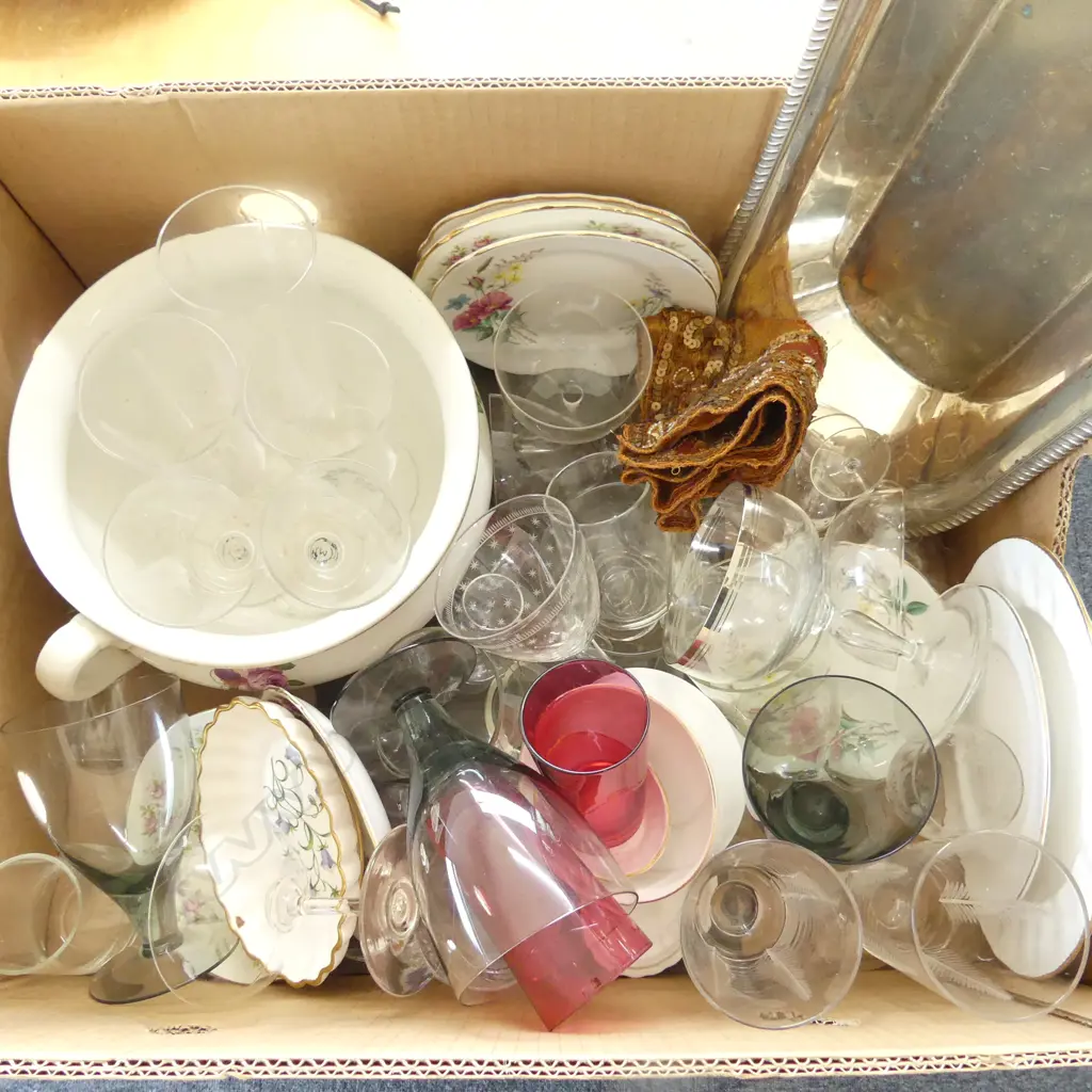 ASST. CHINA & GLASSWARE ETC Image 1++
