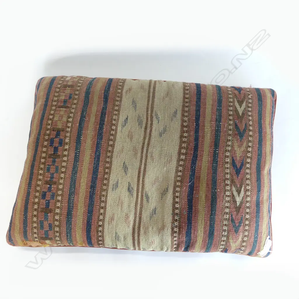 KELIM CUSHION 660x450mm Image 1++