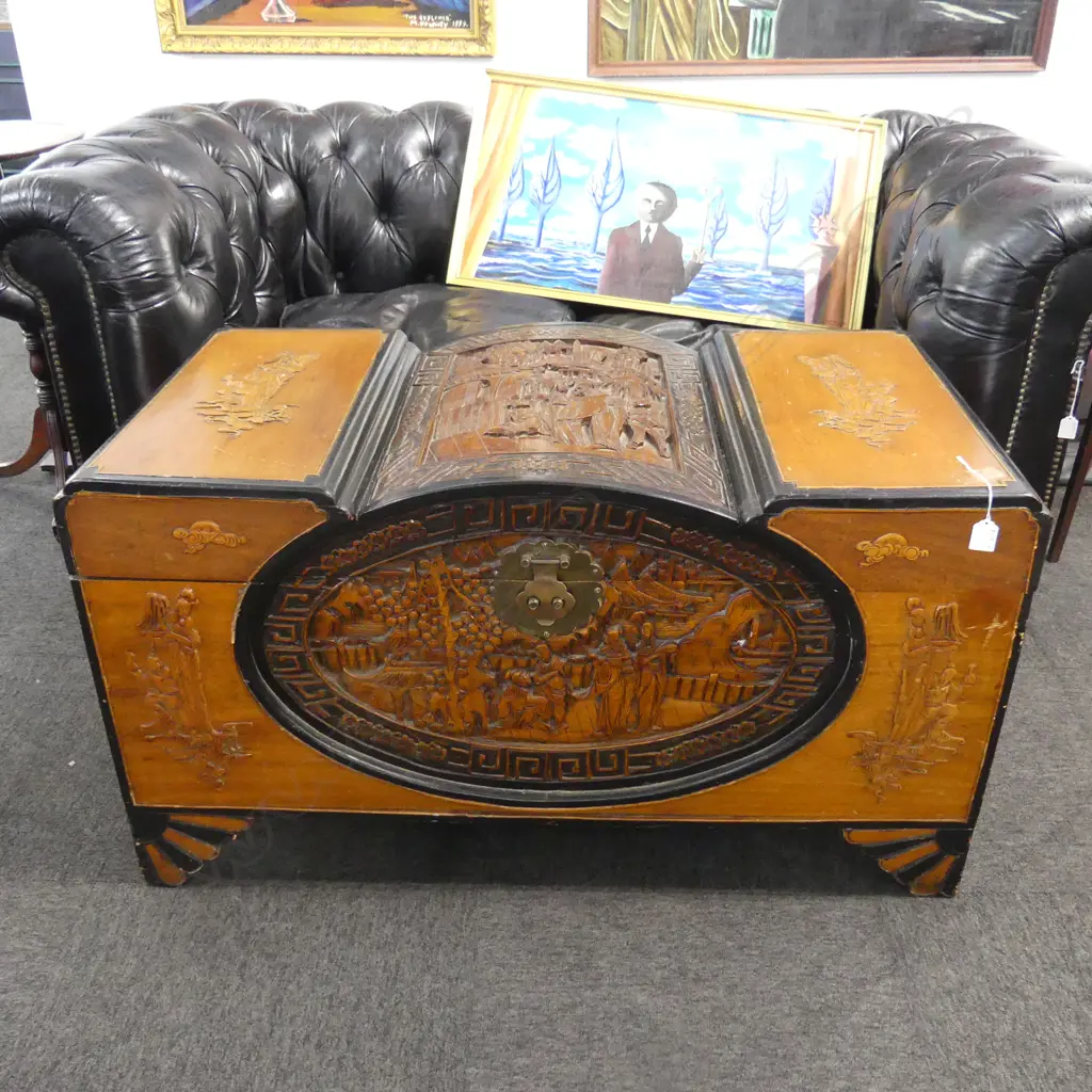 ORIENTAL CAMPHOR CHEST 1045x525x580mm Image 1++