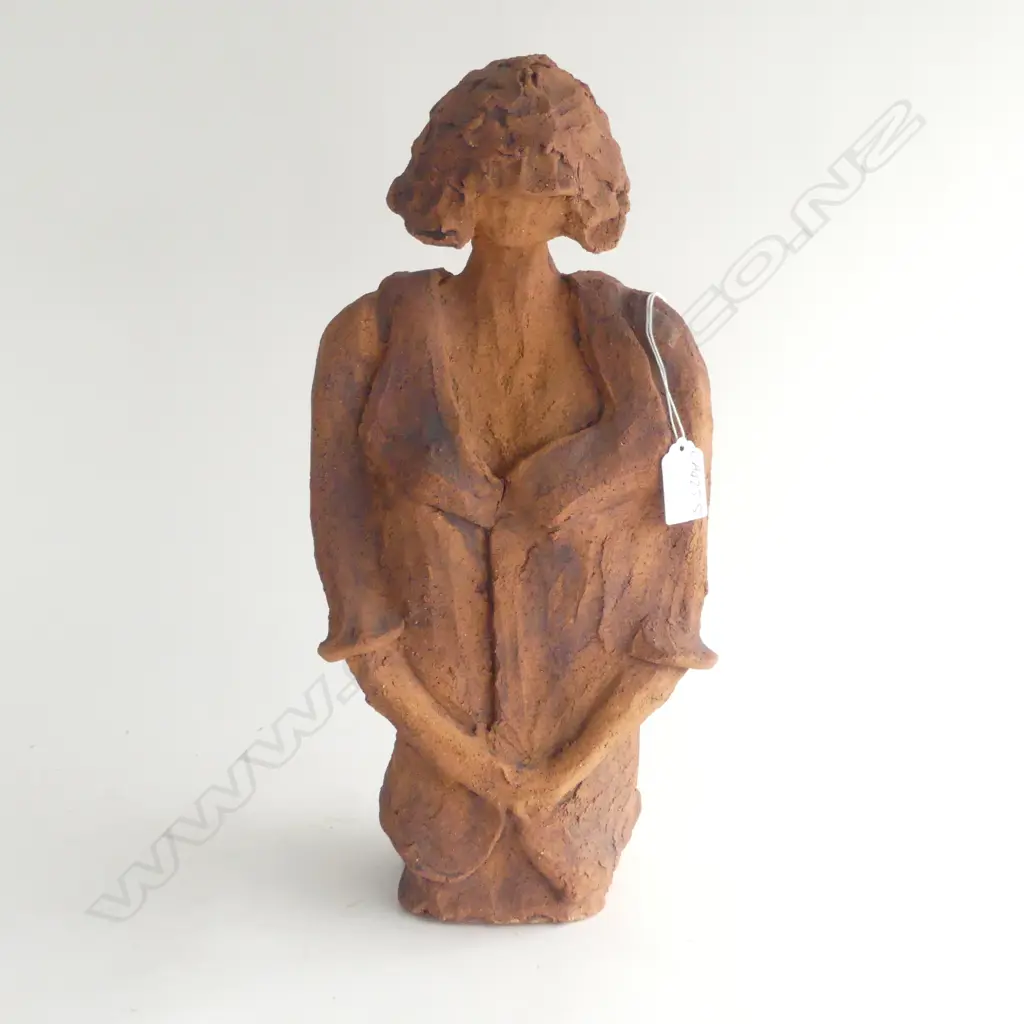 Trish Reythar 'Contemplation' Pottery sculpture 390 x 190mm.  Provenance: From the Koula collection. Image 1++