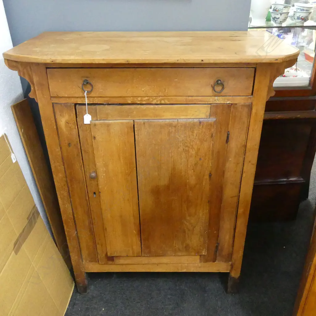 ANTIQUE CABINET, BORER 980x480x1190mm Image 1++