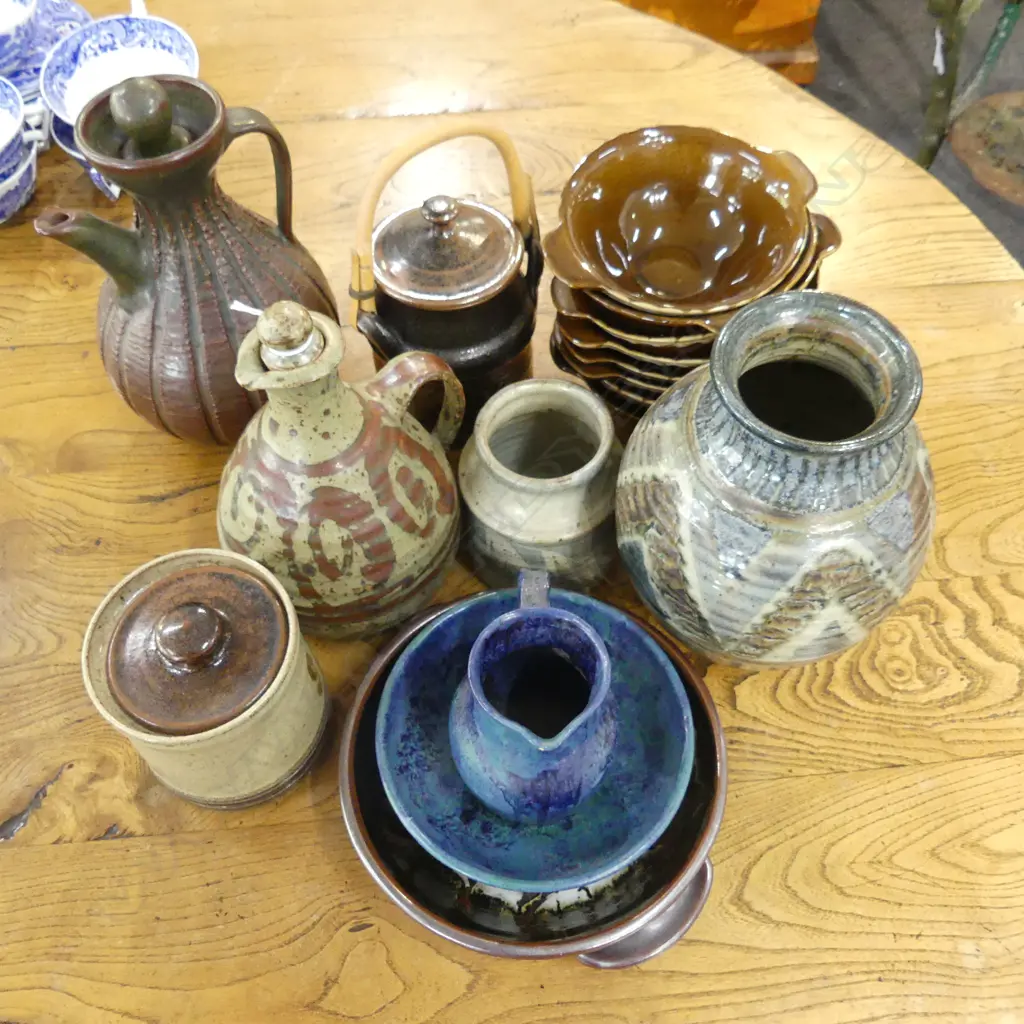 17 PCES STUDIO POTTERY Image 1++