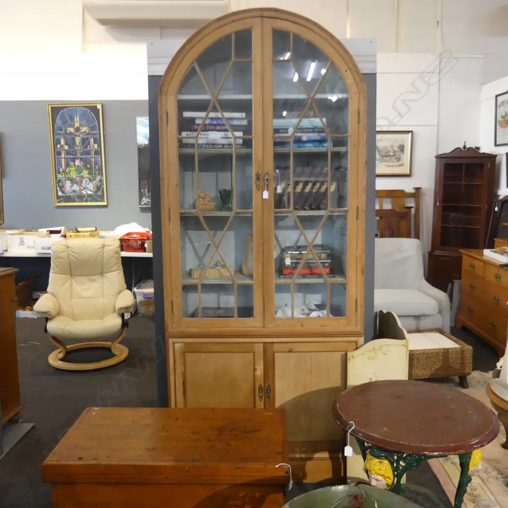PINE DOMED TOPPED DISPLAY CABINET 1000x380x2290mm Image 1++