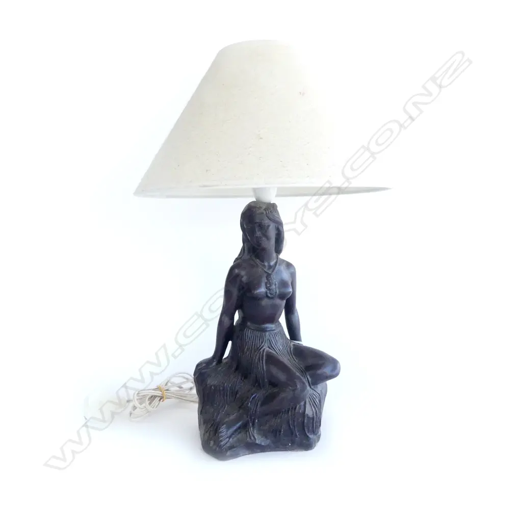 VINTAGE PANIA OF THE REEF TABLE LAMP, H.300mm ( need rewiring ) Image 1++