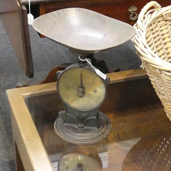 VINTAGE BRASS & CAST IRON SALTERS PRESSUE KITCHEN SCALES H315MM