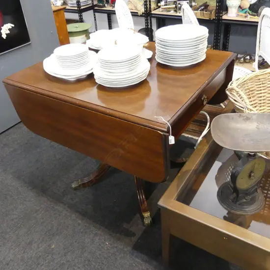 REGENCY STYLE MAHOGANY DROP SIDE TABLE 915x765x770mm