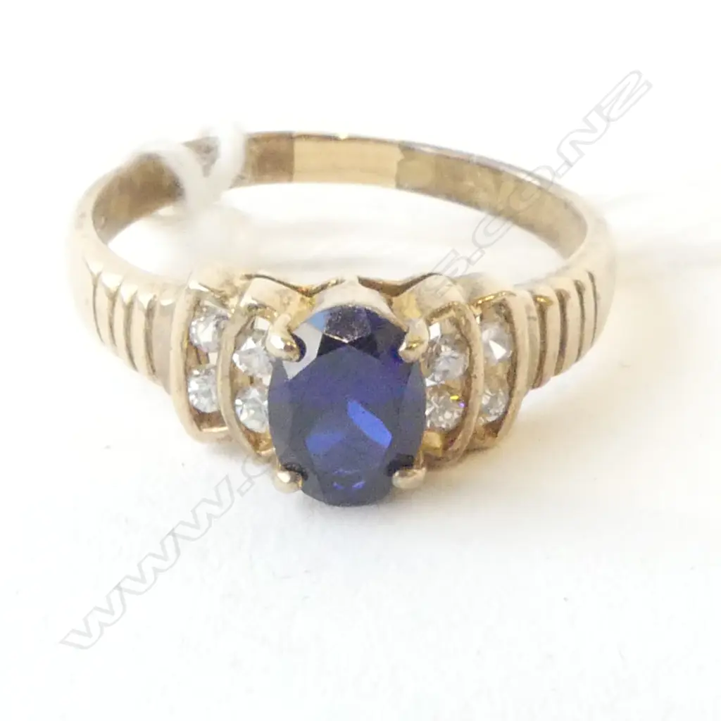 18k ?? BLUE STONE & CZ  RING Image 1++