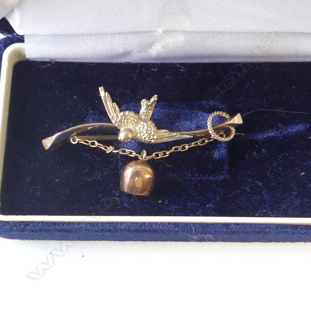 9ct BROOCH Image 1++