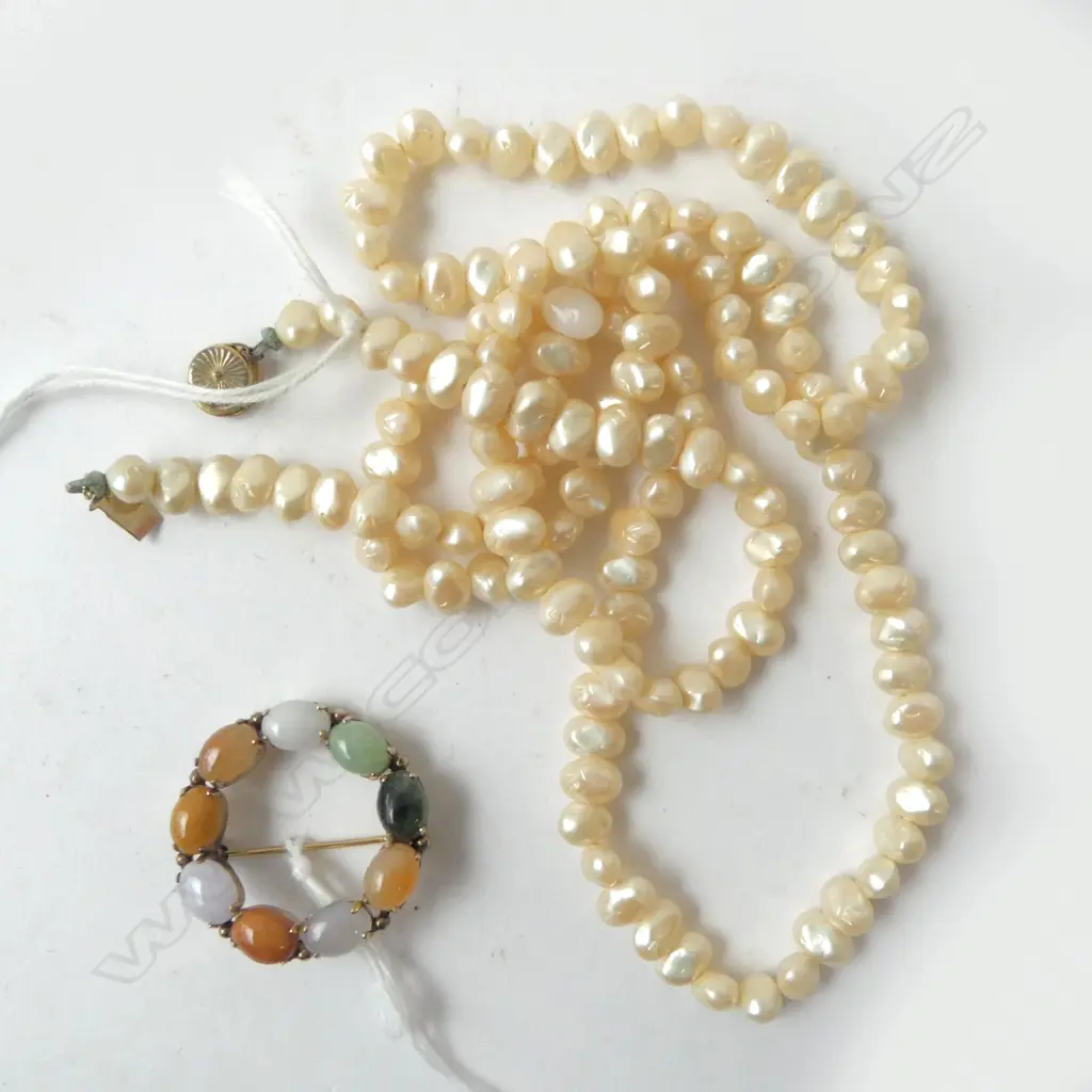 12ct gold filled BROOCH SET w SEMI PRECIOUS STONES PLUS STRAND OF FAUX RICE PEARLS Image 1++