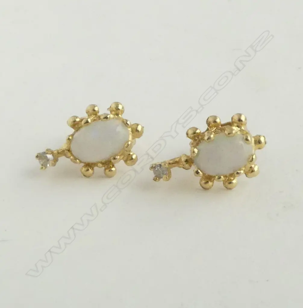 9ct OPAL STUDS Image 1++