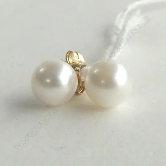 PR 9ct CULTURED AKOYA PEARL STUDS, NEW