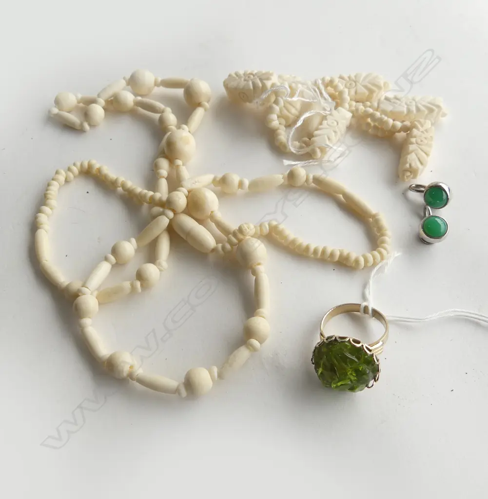 BONE NECKLACE & BRACELET, COSTUME RING, PR EARRINGS Image 1++