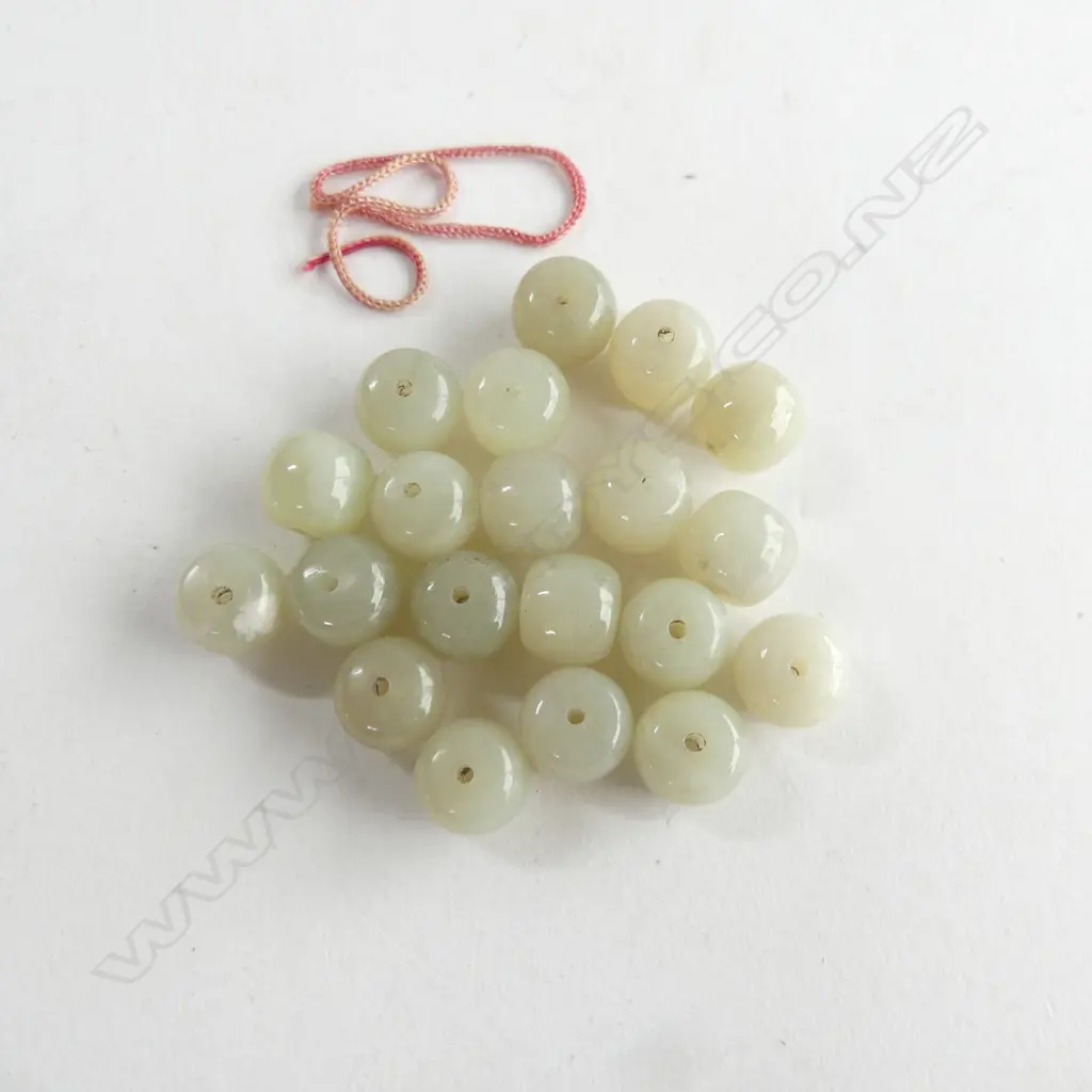 JADE BEADS Image 1++
