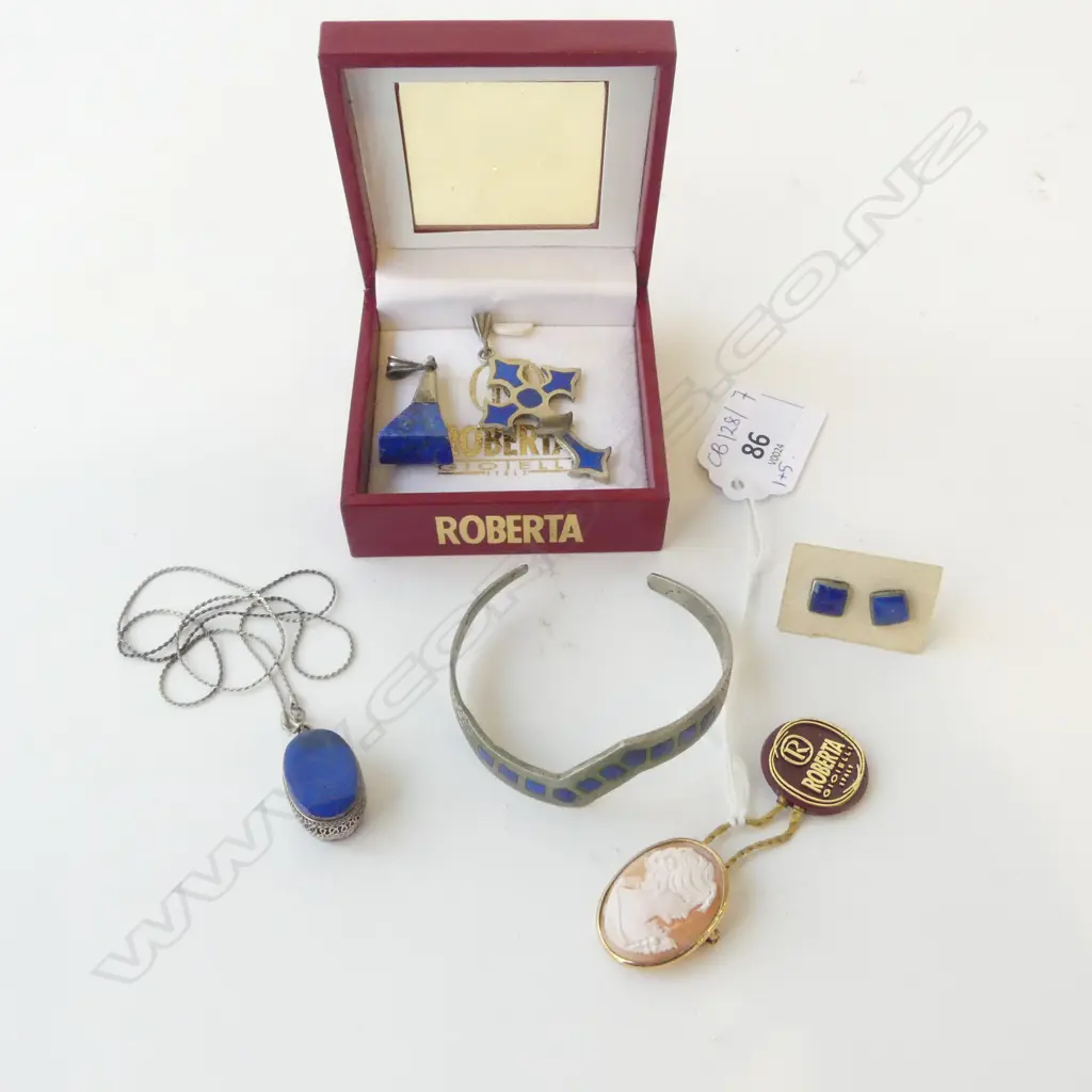 14CT CAMEO 25x20mm + 5 PCES LAPIS JEWELLERY Image 1++