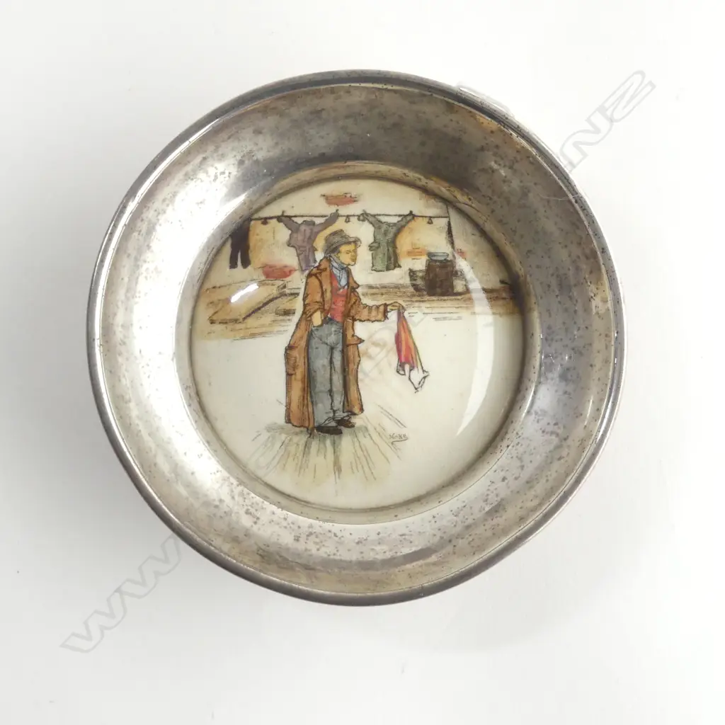 ROYAL DOULTON 'DICKENSWARE' PLAQUE w SILVER FRAME, BIRMIGHAM 1929, DIA 100mm, 78gm total weight Image 1++