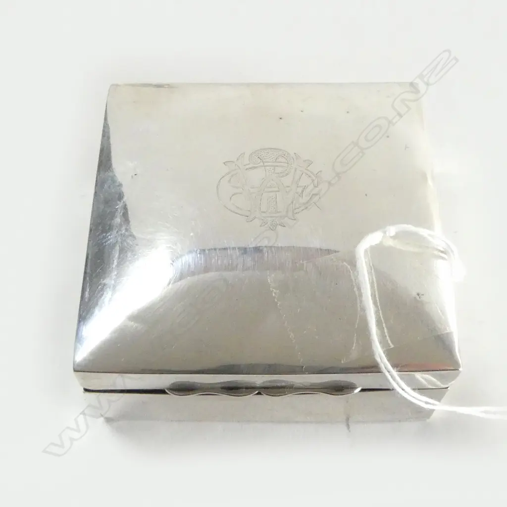 STG SILVER LIDDED BOX 85x85mm Image 1++