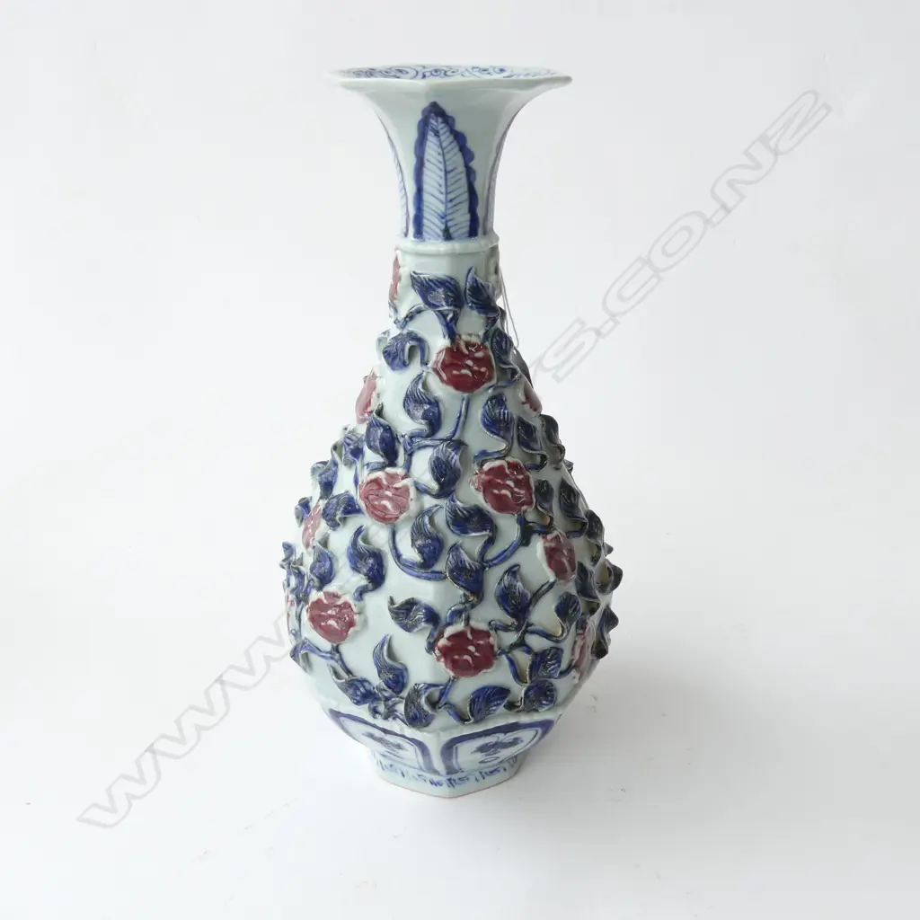 ORIENTAL VASE w. FLORAL DECORATION H.310mm Image 1++