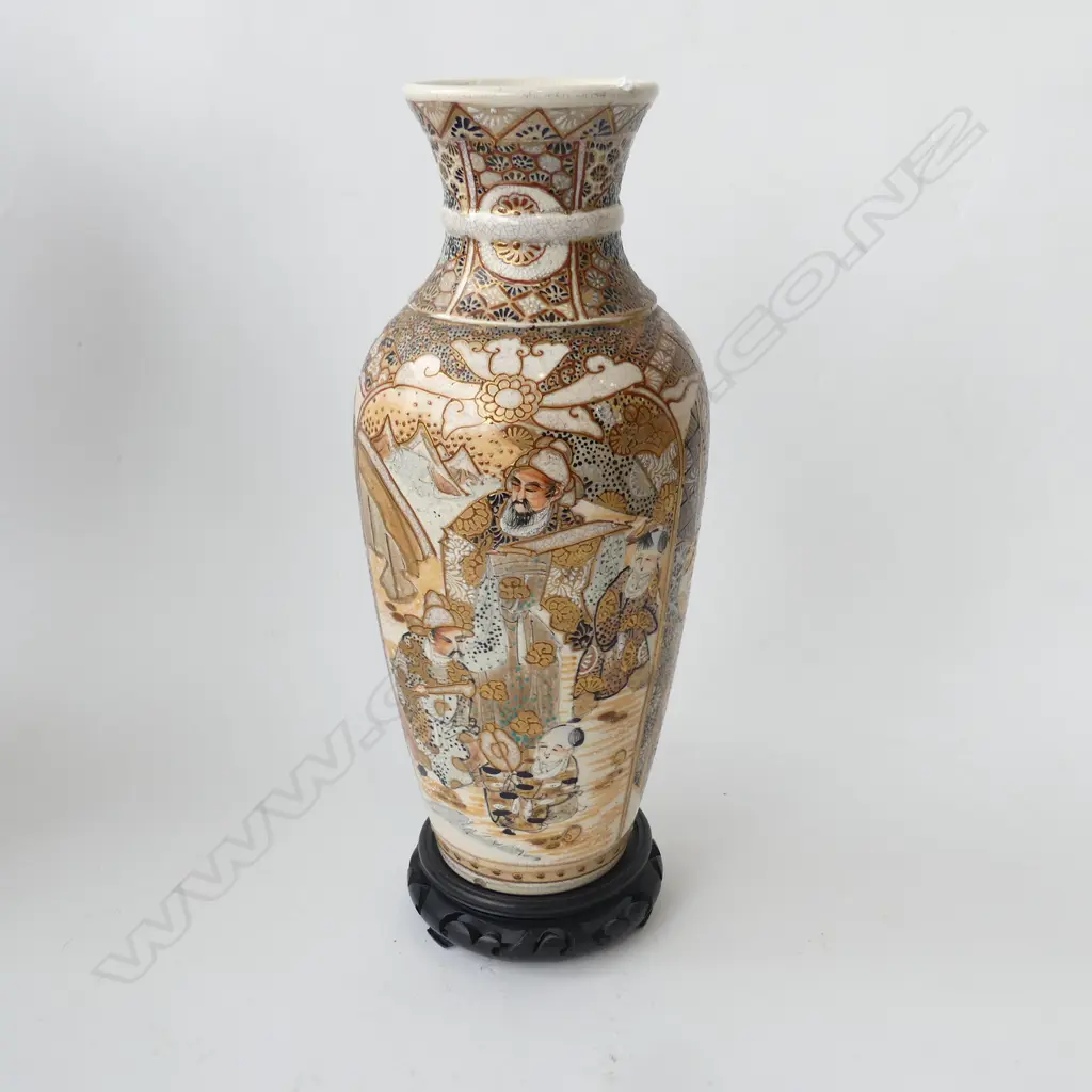 SATSUMA VASE ON STAND H.320mm Image 1++