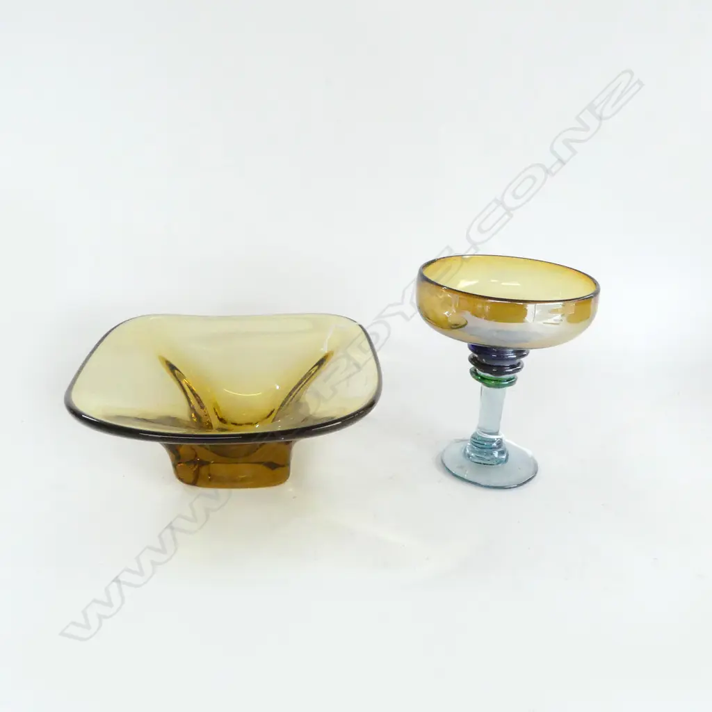 RETRO AMBER GLASS BOWL DIA 250MM & COMPORT DIA 130MM Image 1++