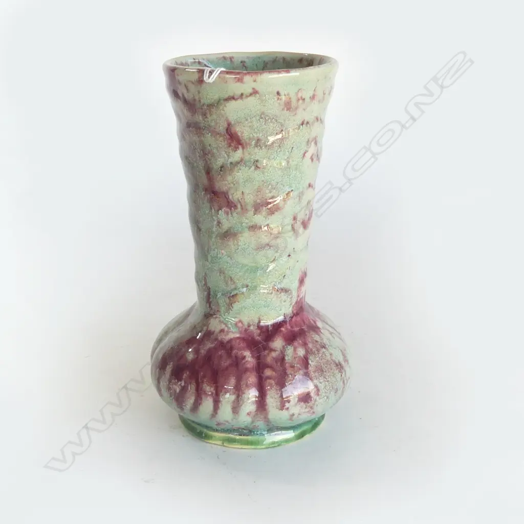 CROWN LYNN TRICKLE GLAZED VASE, H.190mm Image 1++