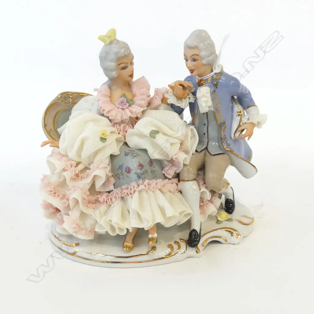 DRESDEN COURTING COUPLE H.145mm Image 1++