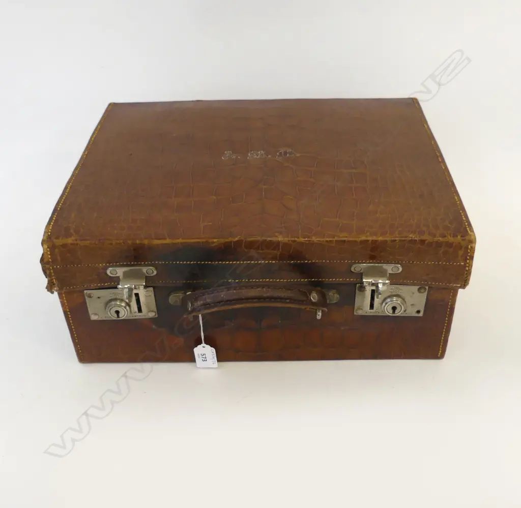HIDE LEATHER (?CROCODILE) VINTAGE SUITCASE H330 L430MM Image 1++