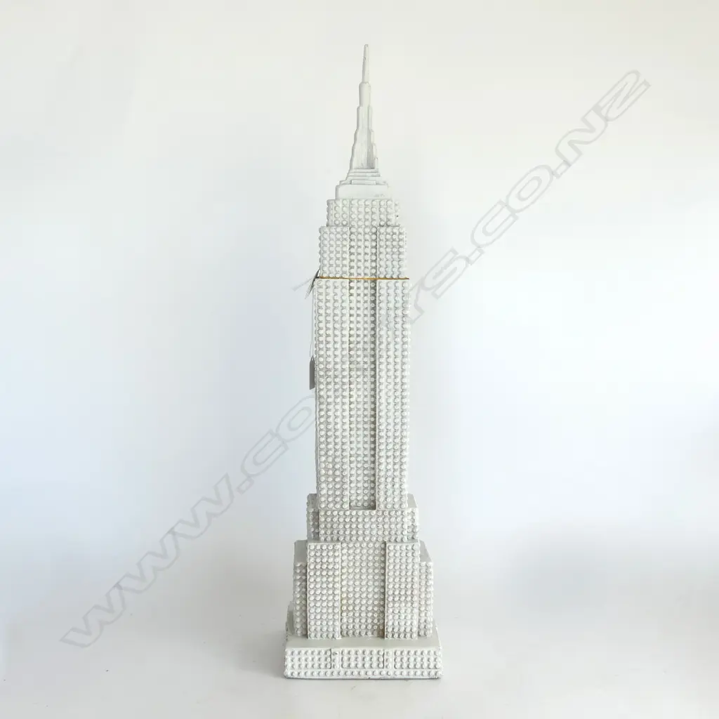 LE FORGE RESIN EMPIRE STATE BUILDING H.670mm Image 1++