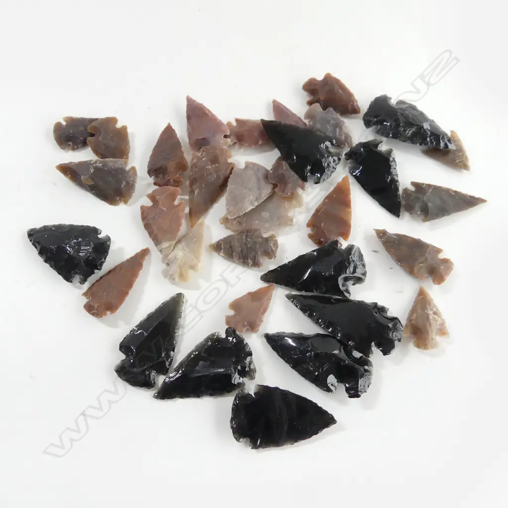 OBSIDIAN & FLINT ARROWHEADS, ARIZONA USA L.30mm Image 1++
