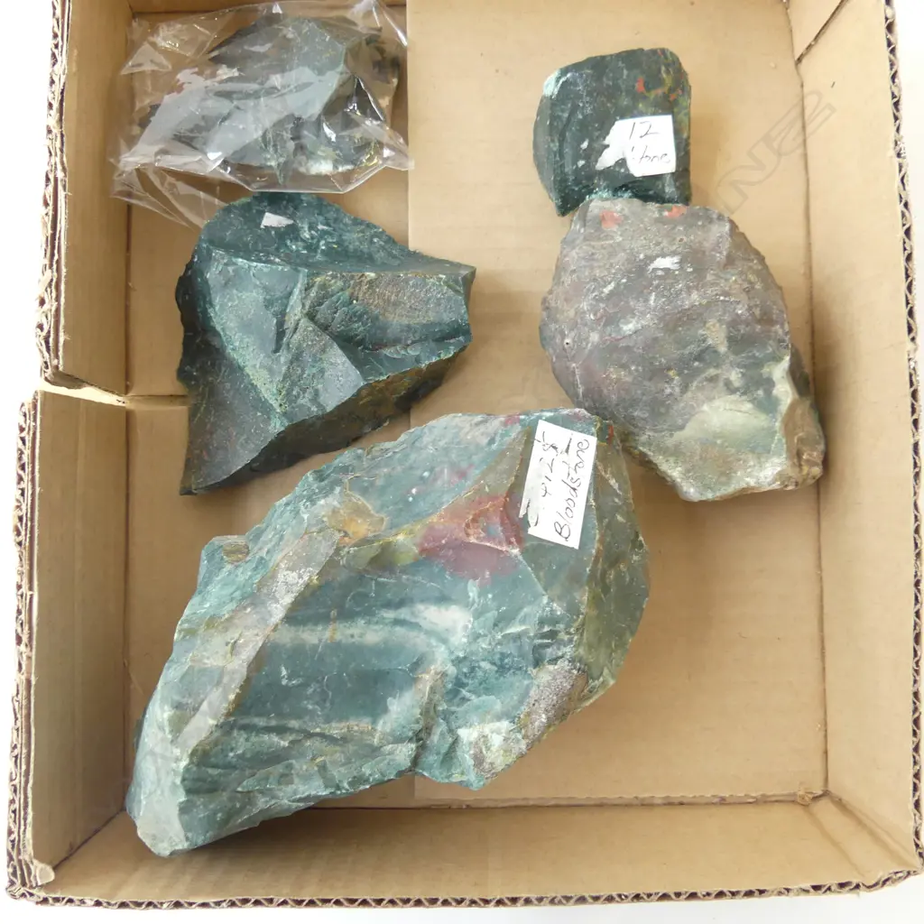 LG COLLECTION BLOODSTONE H.80 x L.160mm largest stone Image 1++