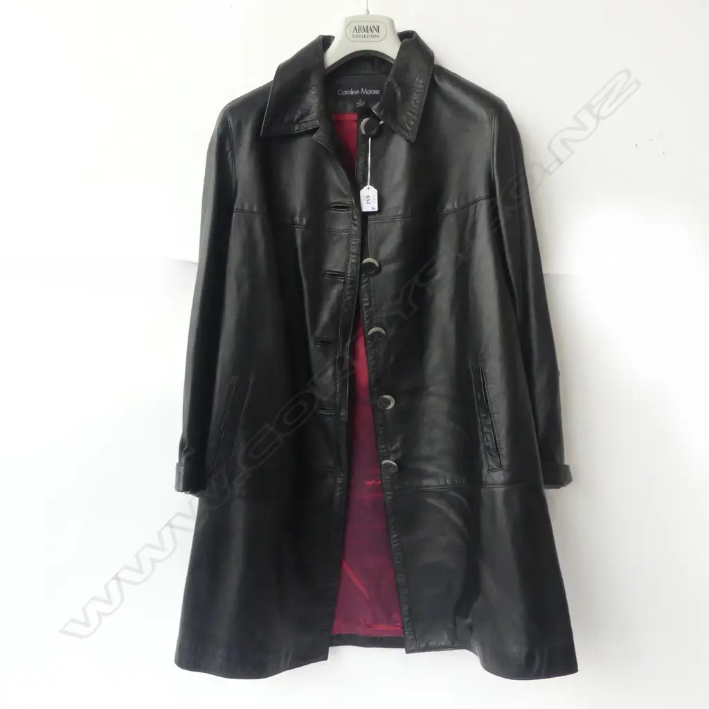 CAROLINE MOORE NZ designer BLACK LEATHER LADIES FULL LENGTH COAT size 12 (but very small) Image 1++