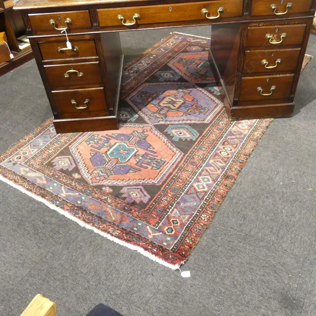 HAND KNOTTED WOOL PILE RUG 2200x1300mm Image 1++