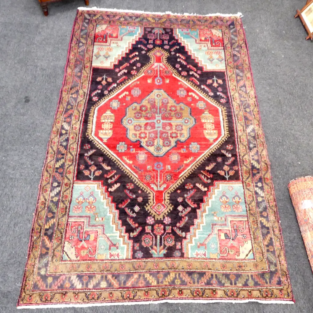 HAND KNOTTED WOOL PILE RUG 2450x1520mm Image 1++