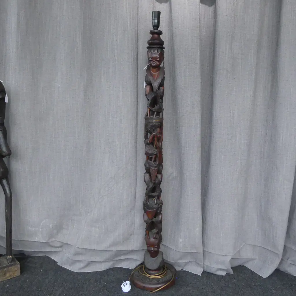 CARVED AFRICAN HARDWOOD STANDARD LAMP H1320MM Image 1++