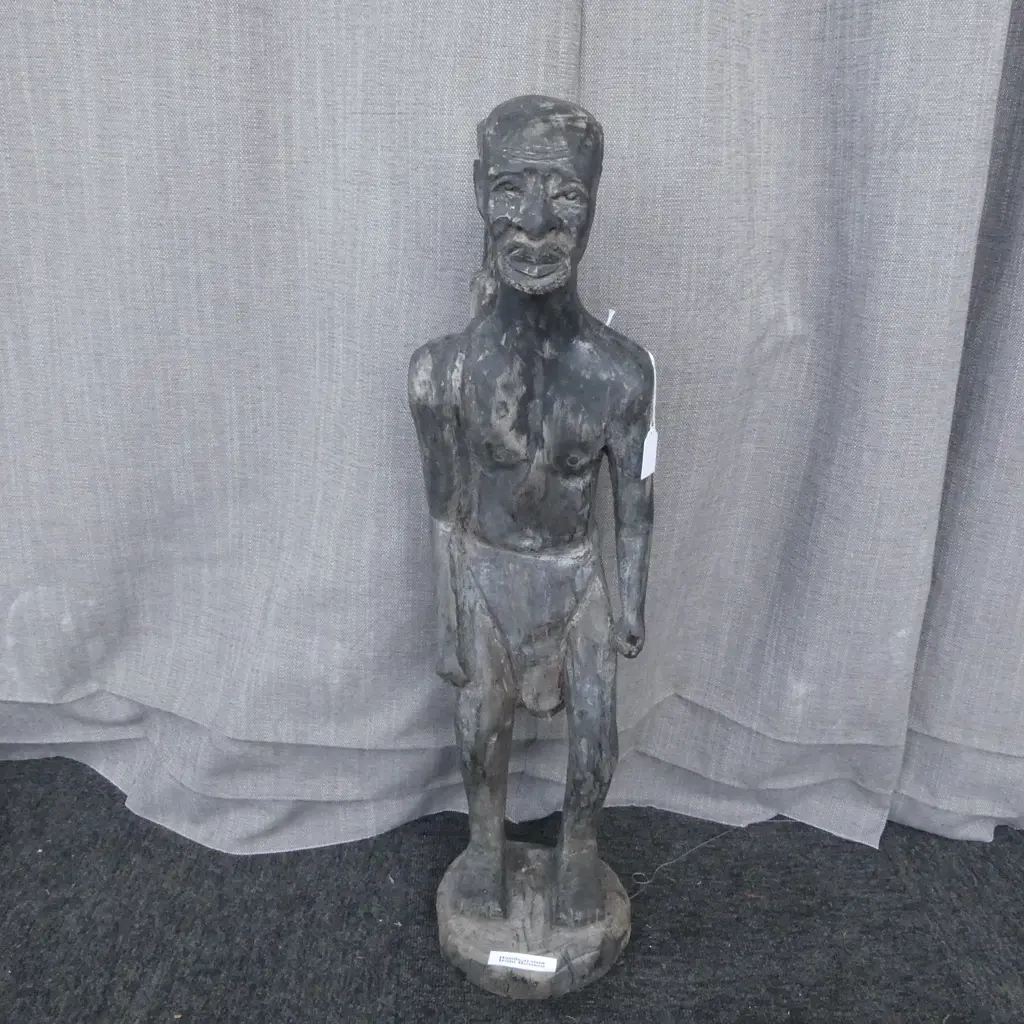CARVED HARDWOOD FIGURE OF HUNTER H720MM Image 1++