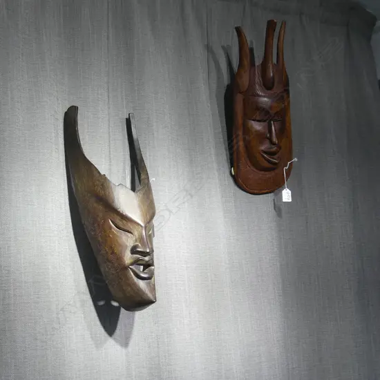 2 CARVED WOOD AFRICAN FACE MASKS L490MM