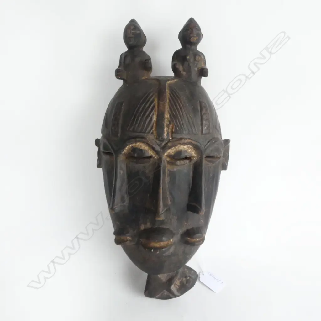CARVED WOODEN AFRICAN MASK H.370mm Image 1++
